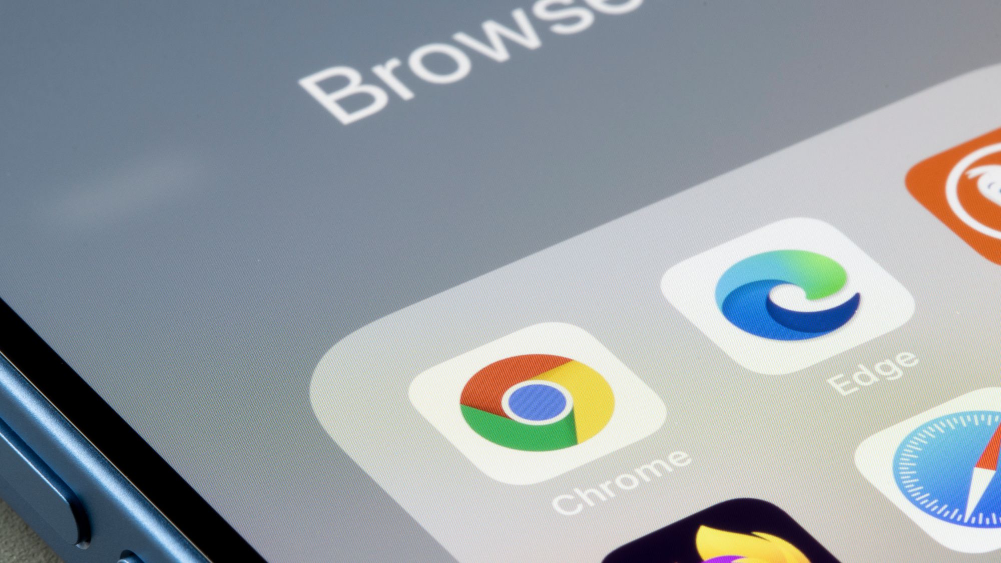 Chrome zero-day flaw: Update now or risk hackers stealing your data 3 Chrome zero-day flaw: Update now or risk hackers stealing your data