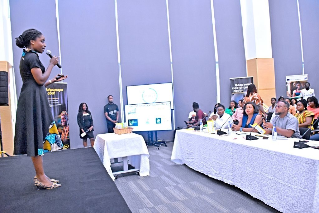 MTN Business Empowers Smes With Ghs160,000 in Prizes Through Business Pitch Competition 3 A finalist delivering her pitch presentation during the competition